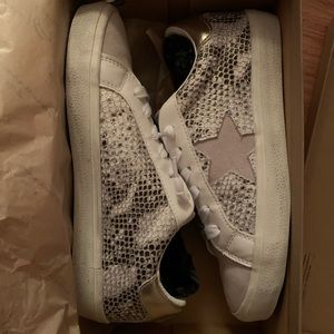 Vintage Havana Sneakers